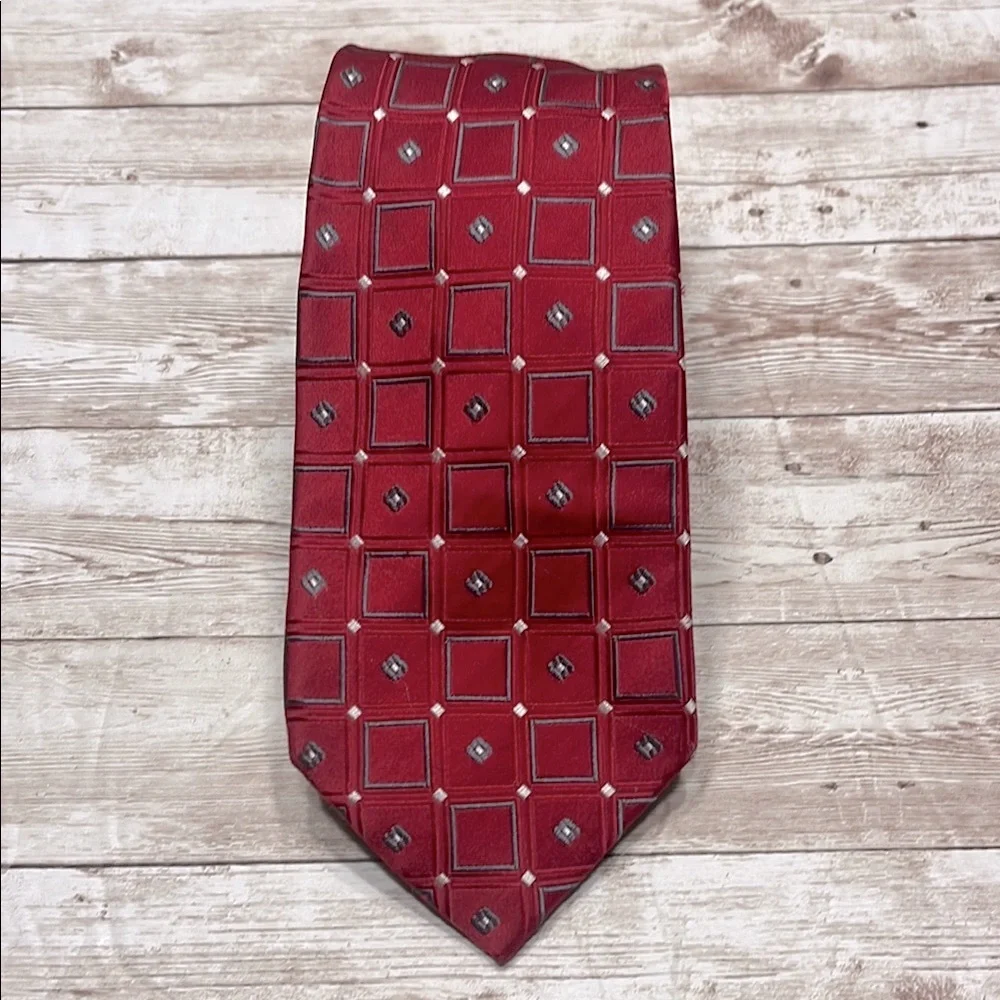 Donald J. Trump Signature Collection Tie Red White Blue Geometric Pattern Tie